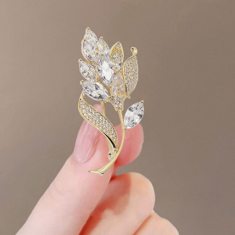 Tulip Brooch, High-End Feminine Luxury Pin, Suit Sweater, Retro Exquisite Corsage, 2024 New Trend