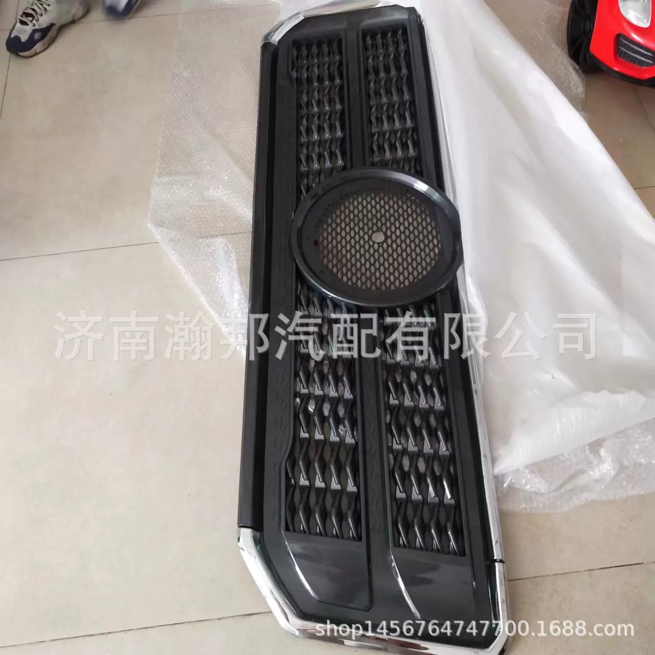 陕汽德龙H3000面板中网 X3000前面罩总成  德龙X6000面板总成