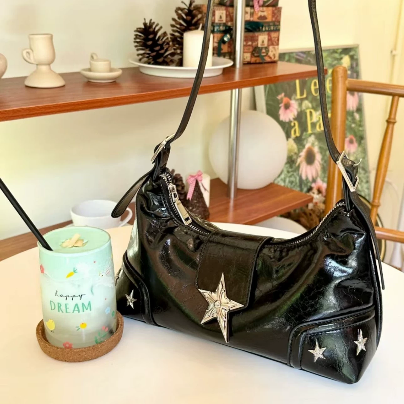Underarm bag, shoulder bag, capacious one-shoulder bag, high-end