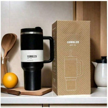 B 82706 Large-capacity stainless steel mug ���������P䓱�