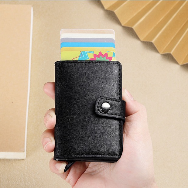 Nuevo tipo de metal automático pop-up bolsa de tarjetas para hombres y mujeres, cartucho anti-magnetizado, caja de tarjetas exquisita y simple, ultra-delgada