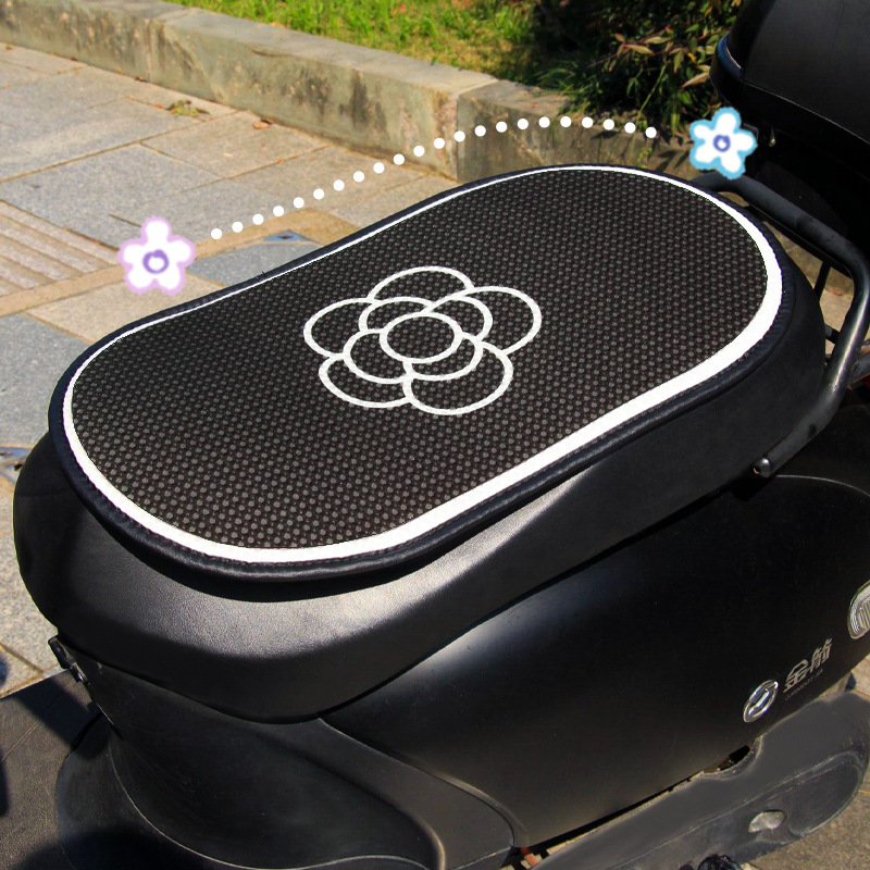 Electric bike seat cover, solar-powered electric bike seat pad, universal summer anti-heat motorcycle seat cover