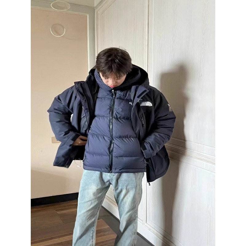 The North Face Peak Himalaya 3-in-1 Outdoor Workwear Down Jacket for Men and Women, Detachable Two-Way Wear Parka The North Face Peak Himalaya 3-in-1 Outdoor Workwear Down Jacket for Men and Women, Detachable Two-Way Wear Parka