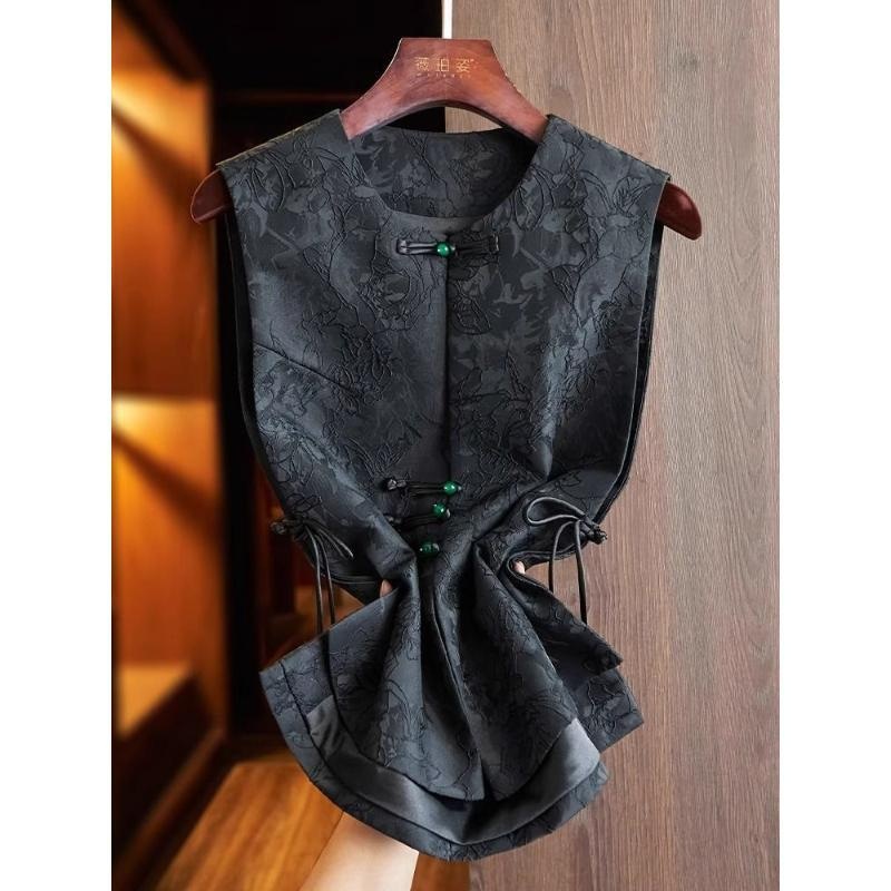 High-End Mother's New Chinese Style Vest Women's Retro Jacquard Niche Light National Style Buckle Middle-Aged and Elderly Tops