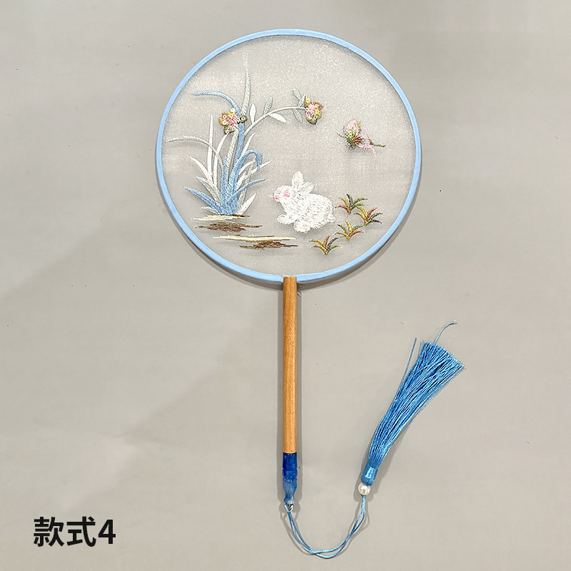 Abanico de grupo bordado Abanico redondo clásico Abanico de palacio Hanfu chino Estilo antiguo Mango largo Borla Cheongsam Ventilador de baile de seda transparente