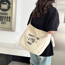 2025新款尼龙大横款方型女士单肩工装包欧美复古潮牌