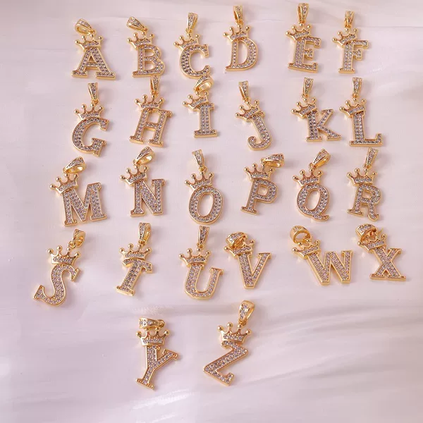 26 English Alphabet Letters Crown Diamond-Encrusted Pendant Gold-Plated Custom Letter Selection Women's Light Luxury Clavicle Chain Pendant