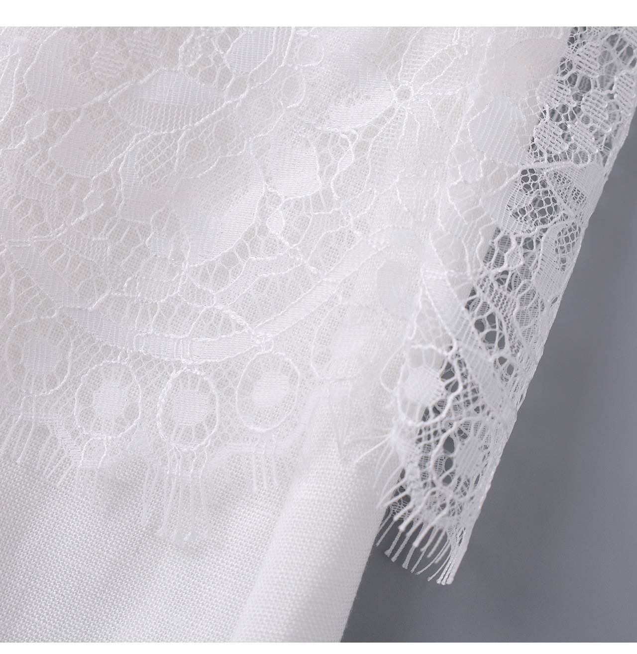 Chân váy midi ren xếp ly cạp cao xẻ tà sau — màu đen chi tiết 24
