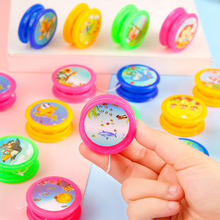 Kindergarten cartoon mini yo-yo 3-6 years old children's educational toy yo-yo kindergarten prize stall