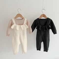 ins European and American foreign trade baby and children's clothing baby girl knitted wool jumpsuit cotton pick-hole suspender belt romper