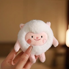 卵の子のパーティーのdongdongの羊のペンダントの鍵は羊の蜜のぬいぐるみのカップルのリュックサックの新しいものを掛けます。