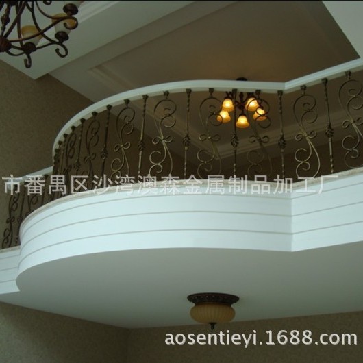 广州厂家供应护栏阳台铁艺护栏锌钢天台优质防走廊围栏