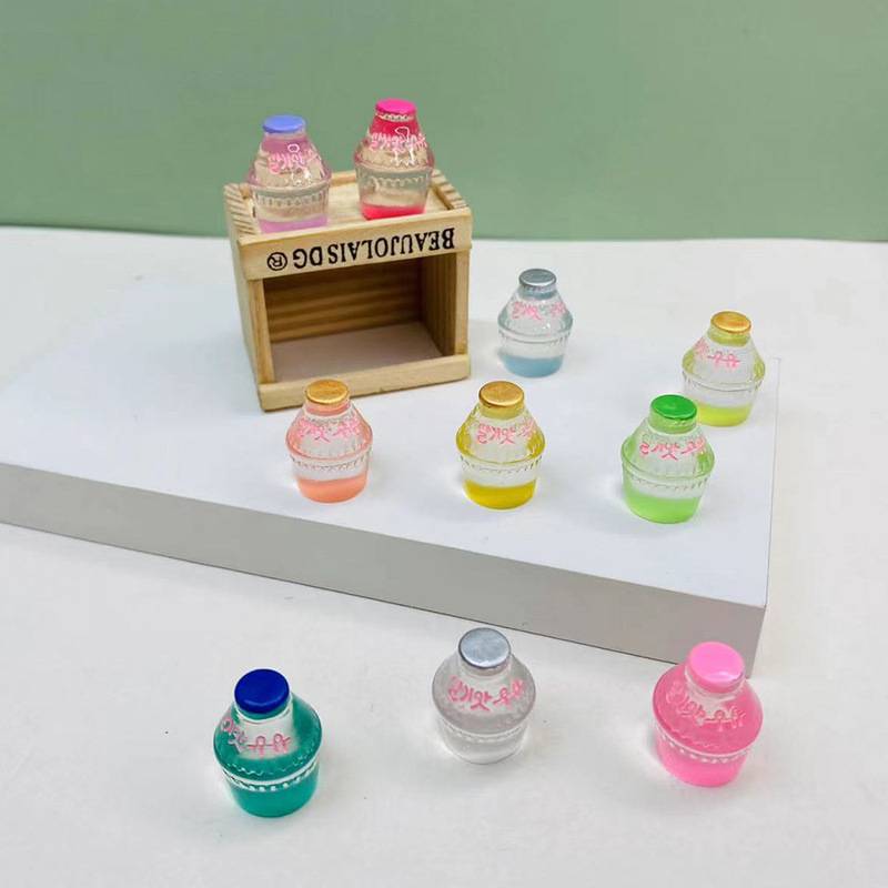 Resin Transparent Luminous Bingley Banana Milk DIY Cream Glue Mobile Phone Case Creative Keychain Accessories Resin Transparent Luminous Bingley Banana Milk DIY Cream Glue Mobile Phone Case Creative Keychain Accessories