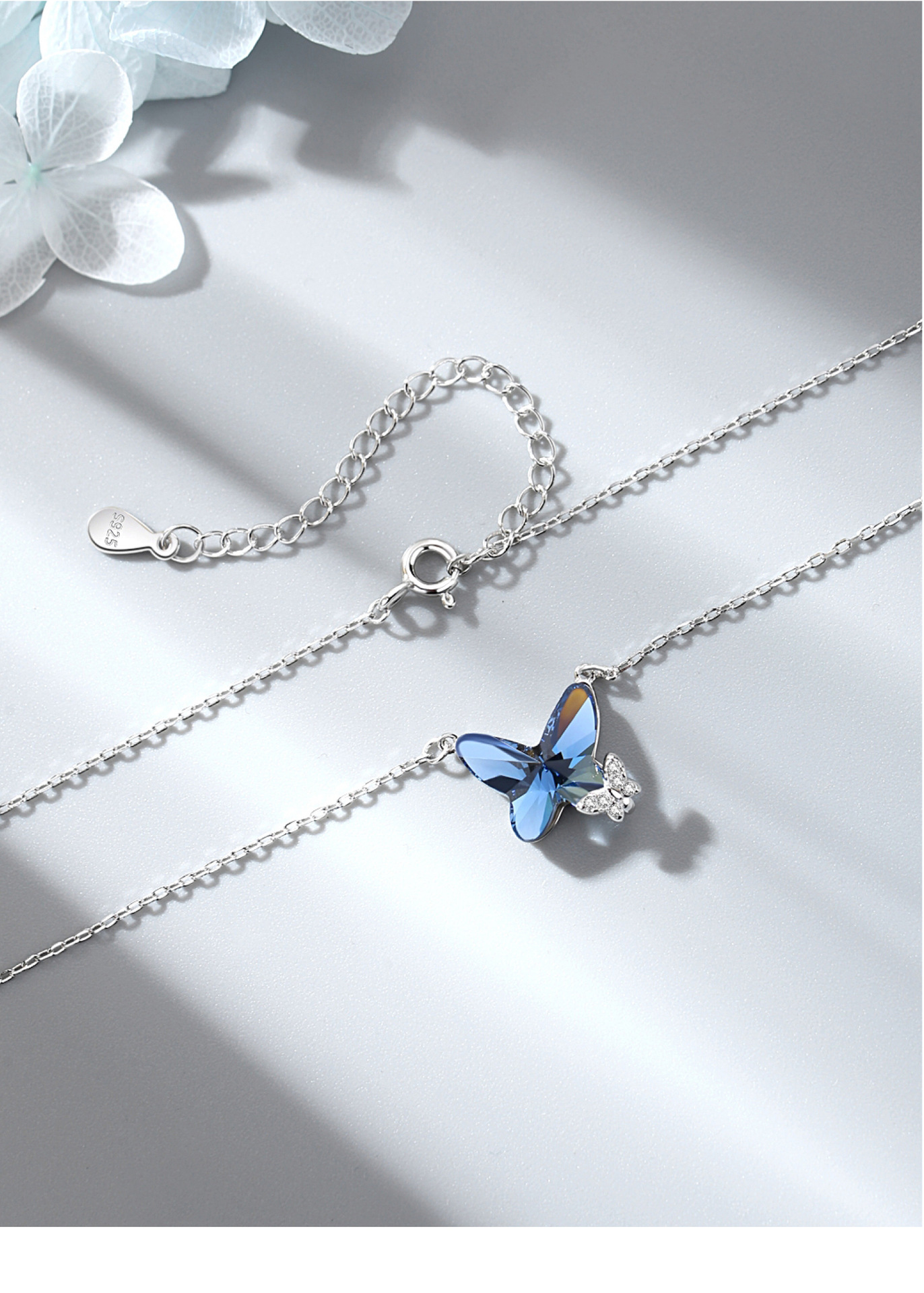 Simple Style Butterfly Sterling Silver Inlay Crystal Pendant Necklace display picture 3