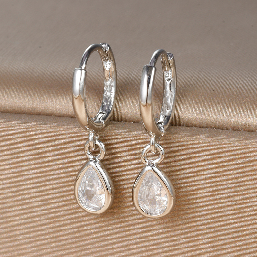 1 Pair Ig Style Simple Style Water Droplets Plating Inlay Copper Zircon Drop Earrings display picture 15