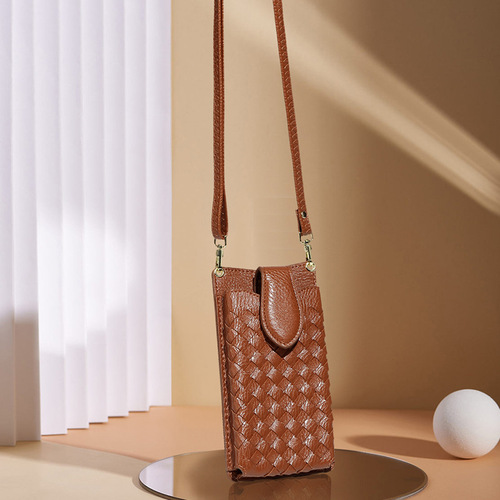 Mini trendy Korean-style woven phone bag, fashionable and simple, versatile crossbody bag with a sense of elegance, vertical version women's shoulder bag