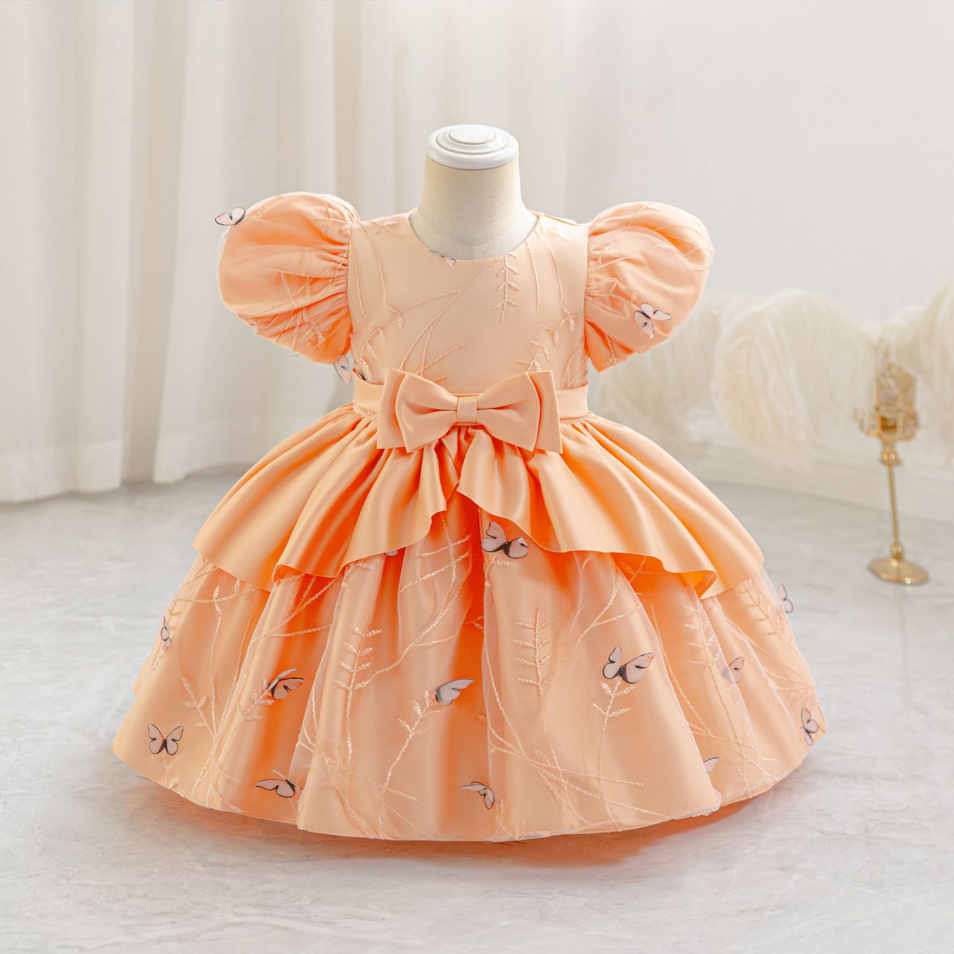 2025 nuevo bebé transfronterizo vestido infantil ropa de abrigo de arco vestido de bebé vestido vestido de abrigo al por mayor