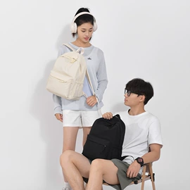 休闲背包;通用双肩背包;旅行包袋