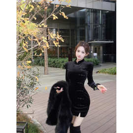 实拍！复古新中式刺绣黑色丝绒改良旗袍连衣裙立领盘扣开叉包臀裙