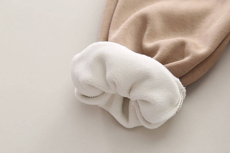 Vêtements pour garçons, style hiver avec manteau en coton épais en peluche, nouvel article 2024, gilet à capuche à blocs de couleurs pour bébé et enfant_voghion.com