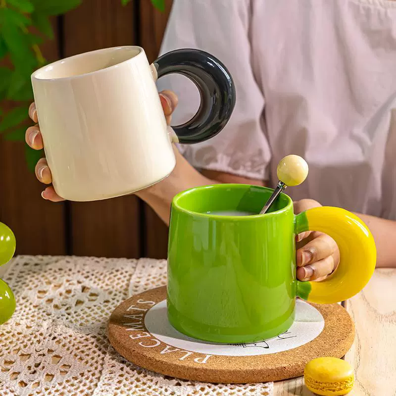 Милая керамическая кружка с ручкой в форме луны, домашняя кофейная чашка с ложкой, чашка для питья для пары девочек