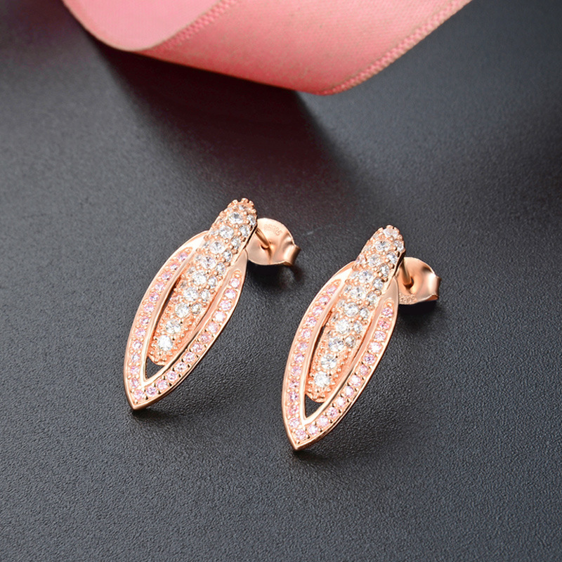 S925 plata esterlina llena de diamantes pendientes de las mujeres de moda simple elegante oval geométrico con incrustaciones de circón pendientes de oro rosa