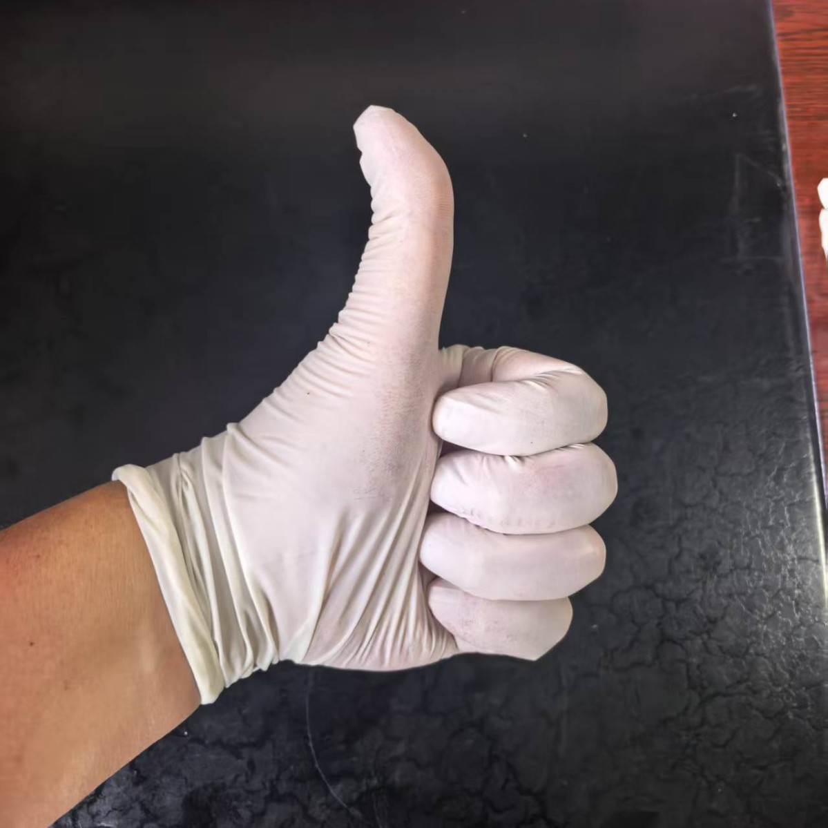 9inch 12inch 일회용 니트릴 장갑 순수 니트릴 산 및 알칼리 방지 내유성 방수 식품 등급 A 제품