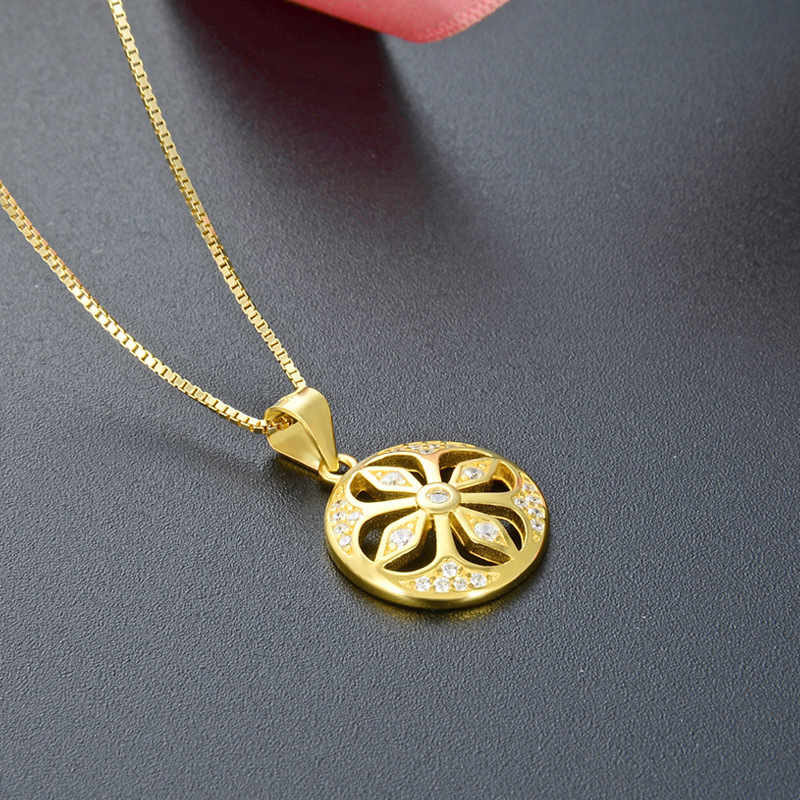 925 plata esterlina cuatro hojas collar coreano femenino simple nicho de alto nivel sensación de micro-crustina colgante redondo cadena clavícula