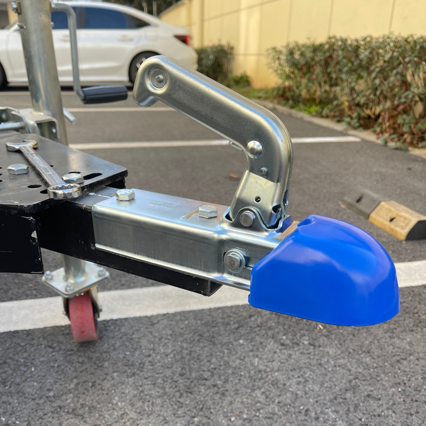 Cross-Border Hot-Selling Trailer Rv Modification Accessories Connector Ball Cover Protective Cover Plastic Red Hat Cover Modification Parts