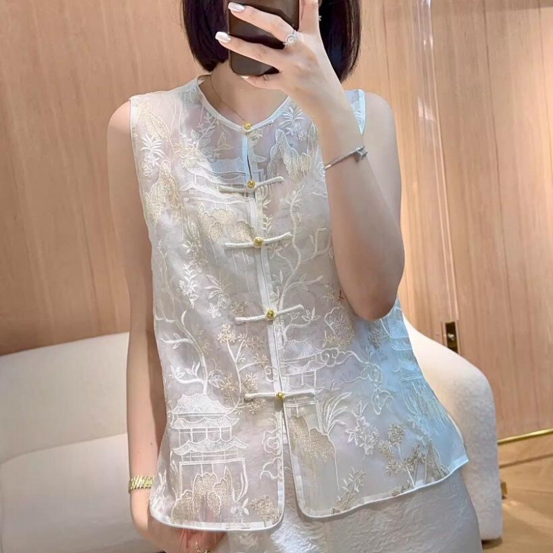 High-Quality Youthful-Looking Middle-Aged Women's New Chinese Style Gold Thread Embroidered Buckle Vest Women's Summer Silk Vest