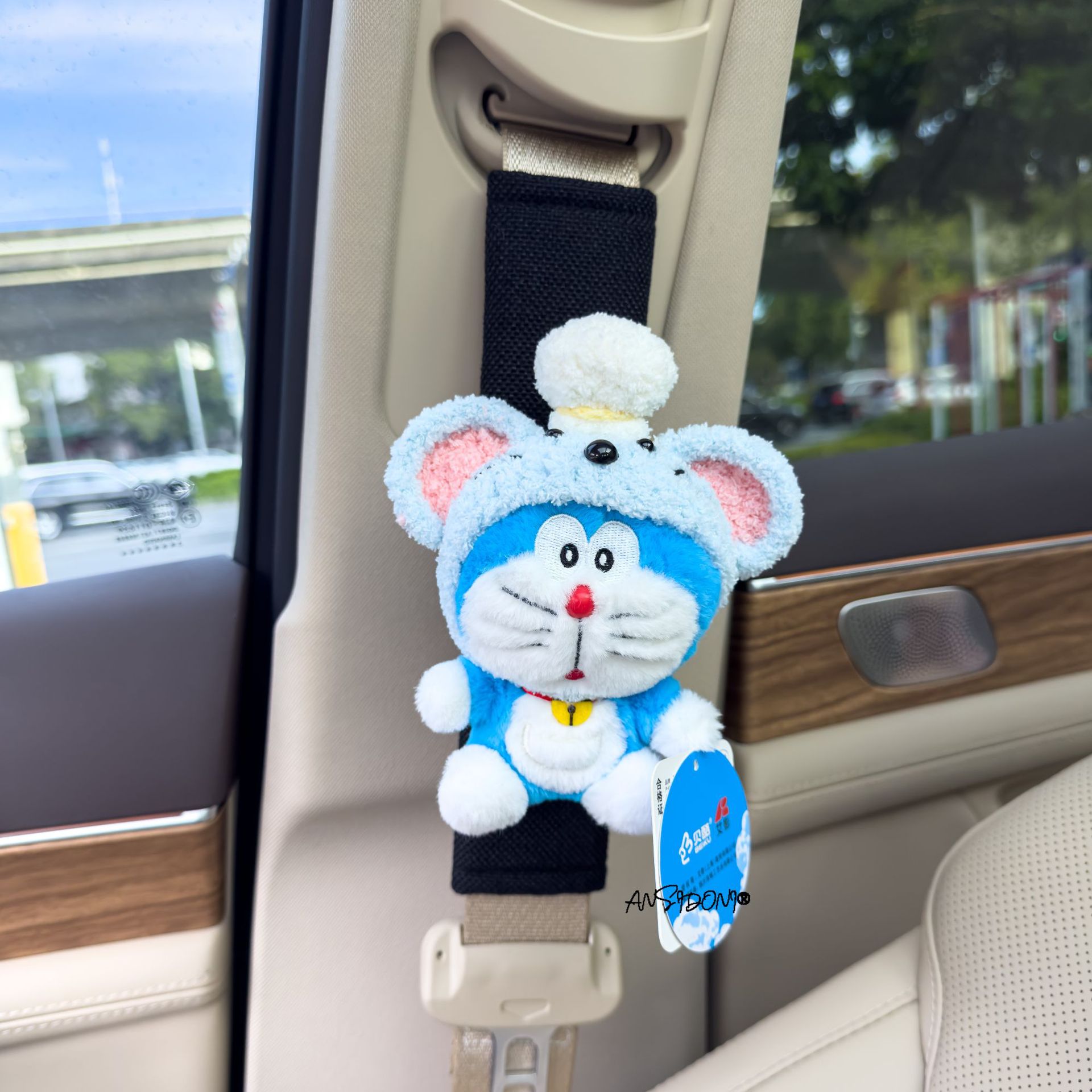 Doraemon Car Seat Belt Shoulder Pads for All Seasons, Cartoon Cute Car Interior Accessories, Women's Seat Belt Covers