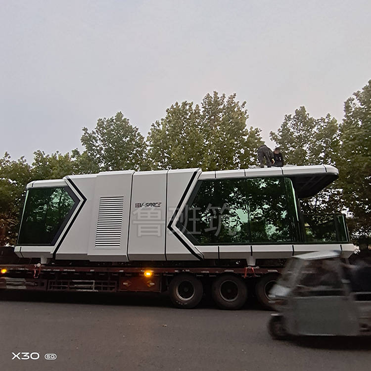 Shandong al aire libre integrado vivienda base de producción actividad al aire libre habitación de hotel espacio inteligente refugio luz acero Villa habitación