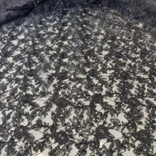 春夏小花新款 全涤蕾丝绣花绣片 婚纱礼服时尚蕾丝面料 现货直销