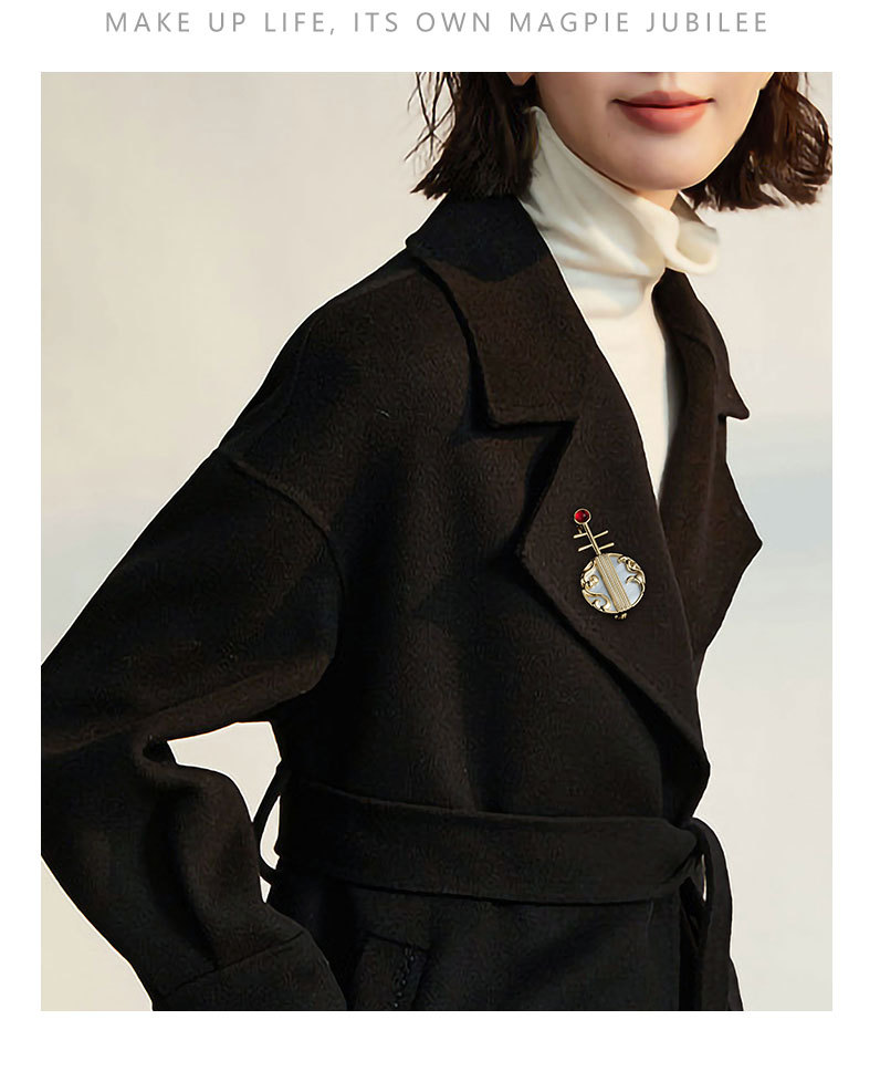 宫廷古典国风乐器胸针天然贝壳精致琵琶胸花新款个性别