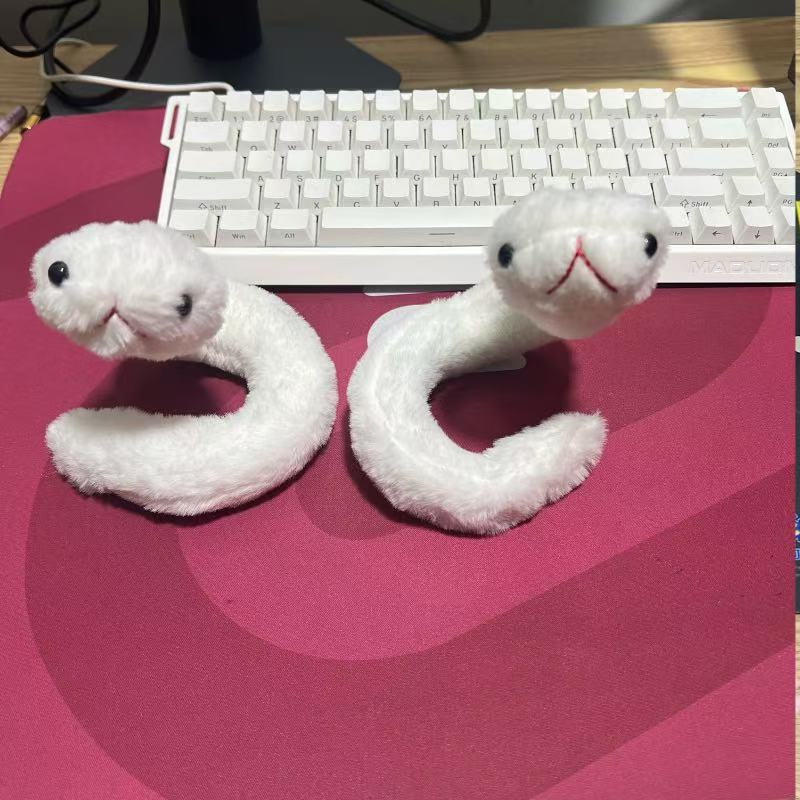 Peluş Yılan Oyuncak Toptan Halka Atma Oyunu Bestseller Ürün Peluş Yeşil Yılan Peluş Oyuncak Küçük Yılan Figürü Bebeksi Oyuncak Yılan