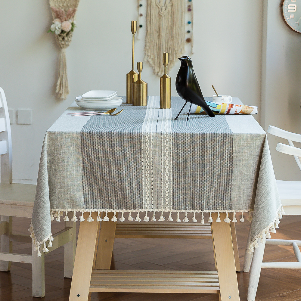 유라시아 그레이 태슬 식탁보