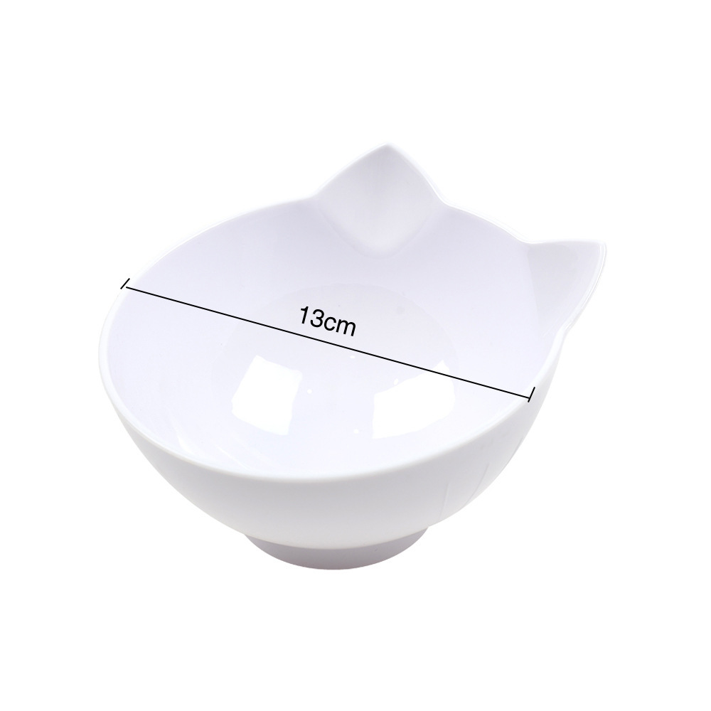 Bolas blancas para gatos