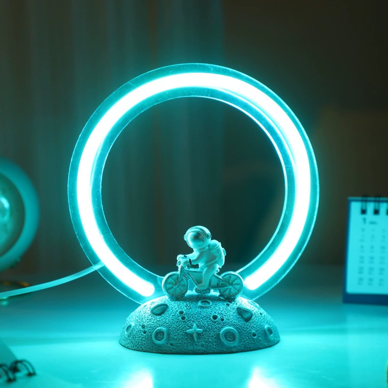 Креативный велосипед космонавт светодиодный светящийся ночник настольные украшения подарок на день рождения мальчик украшения Атмосфера свет