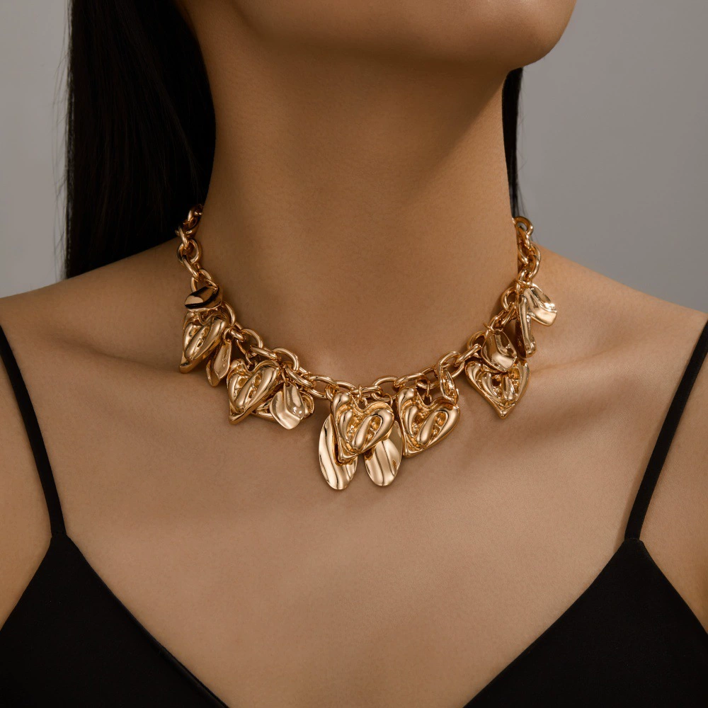 Ожерелье-цепочка из золотого сплава в китайском стиле, персонализированная подвеска в виде металлического листа, модные и высококачественные украшения.