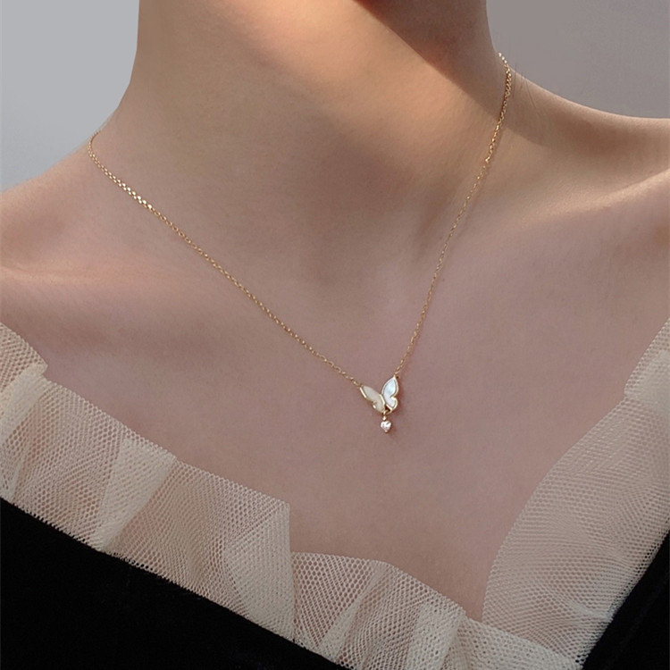 Fanghang S925 Sterling Silver Mother-of-pearl Diamond Butterfly Necklace Female Clavicle Chain Niche Design Exquisite Cold Style Necklace