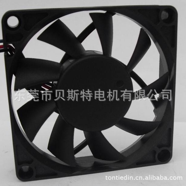 8015散热风扇8015直流散热风扇 双滚珠12v暴力8015风扇 超大风量