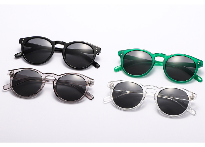 Grey, Green, Transparent, Black Color Retro Vintage Style Fashion UV400 Protection Women's Sunglasses