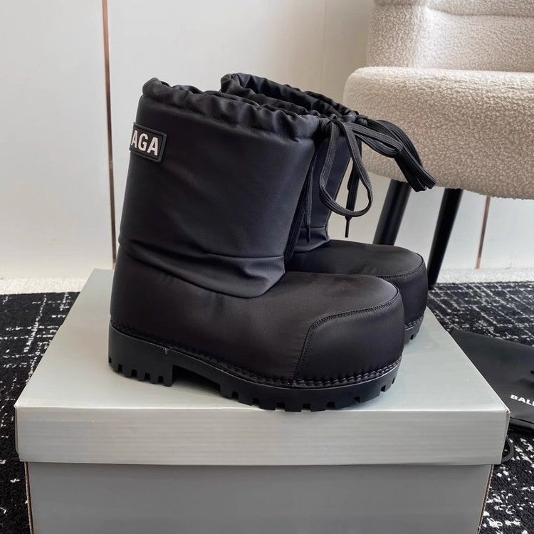 Balenciaga Alaska Padded Nylon Low Boots Logo Patch Black