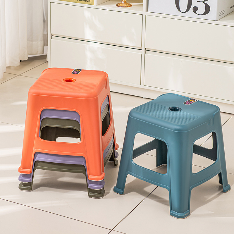 现代简约家用塑料凳子可叠放中高烧烤塑料桌椅儿童小板凳摆摊凳