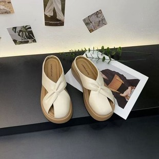 ��ˇ��װ��^���m����Ьһ�_�Űٴ��ЬŮ2025�ļ��¿�ܛ�װ���