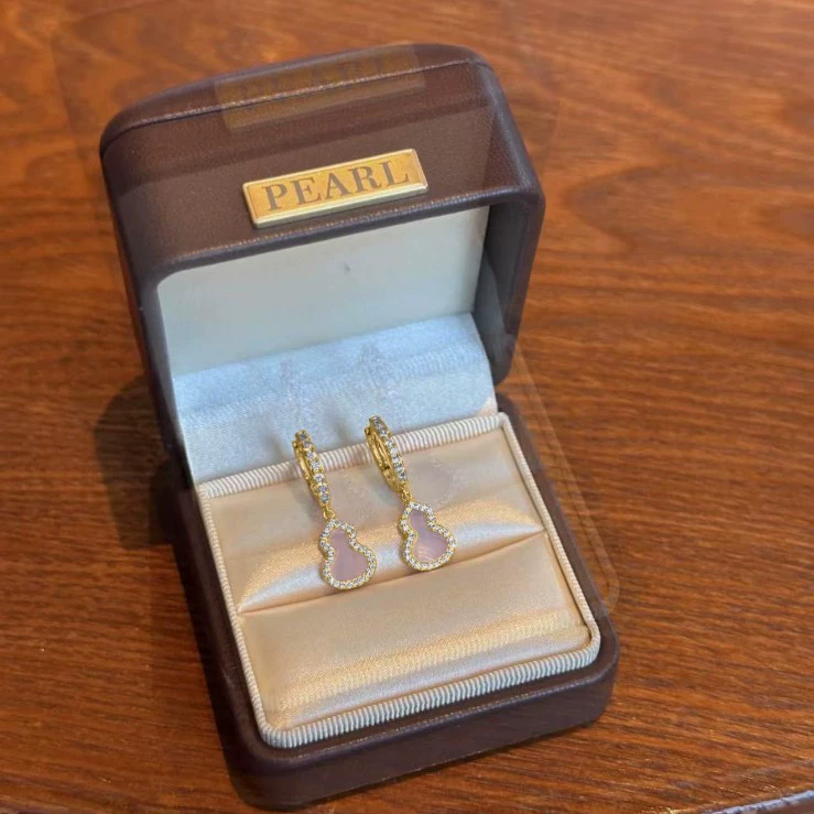 Organic universal sexy earrings, 925 sample silver, light luxury style