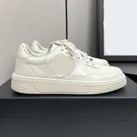 韩版透气小白鞋女2025年秋季新款时尚舒适百搭平底休闲运动板鞋潮