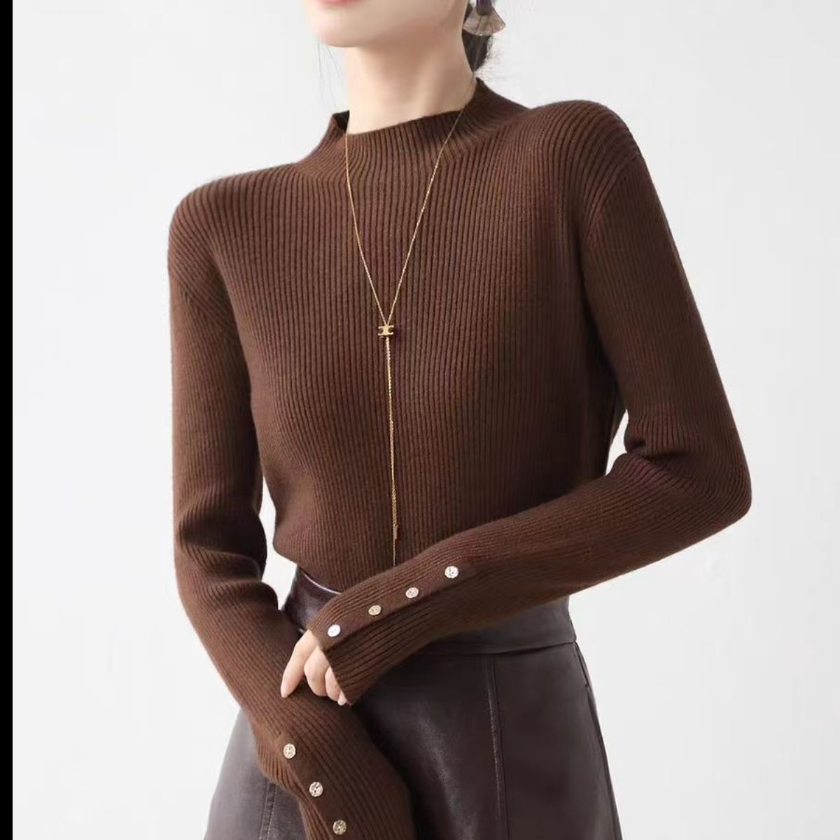 简约袖口纽扣半高领针织衫女2024秋冬新款坑条显瘦内搭毛衣打底衫