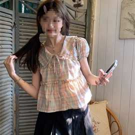 甜美设计感宽松格纹娃娃领衬衫女装2025早春复古小众显瘦短袖上衣