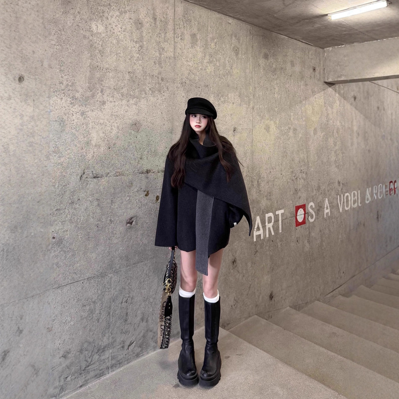 Petite Cashmere Color-Blocked Scarf Double-Sided Wool Women's Coat 2025 Autumn and Winter High-End Cape-Style Woolen Coat